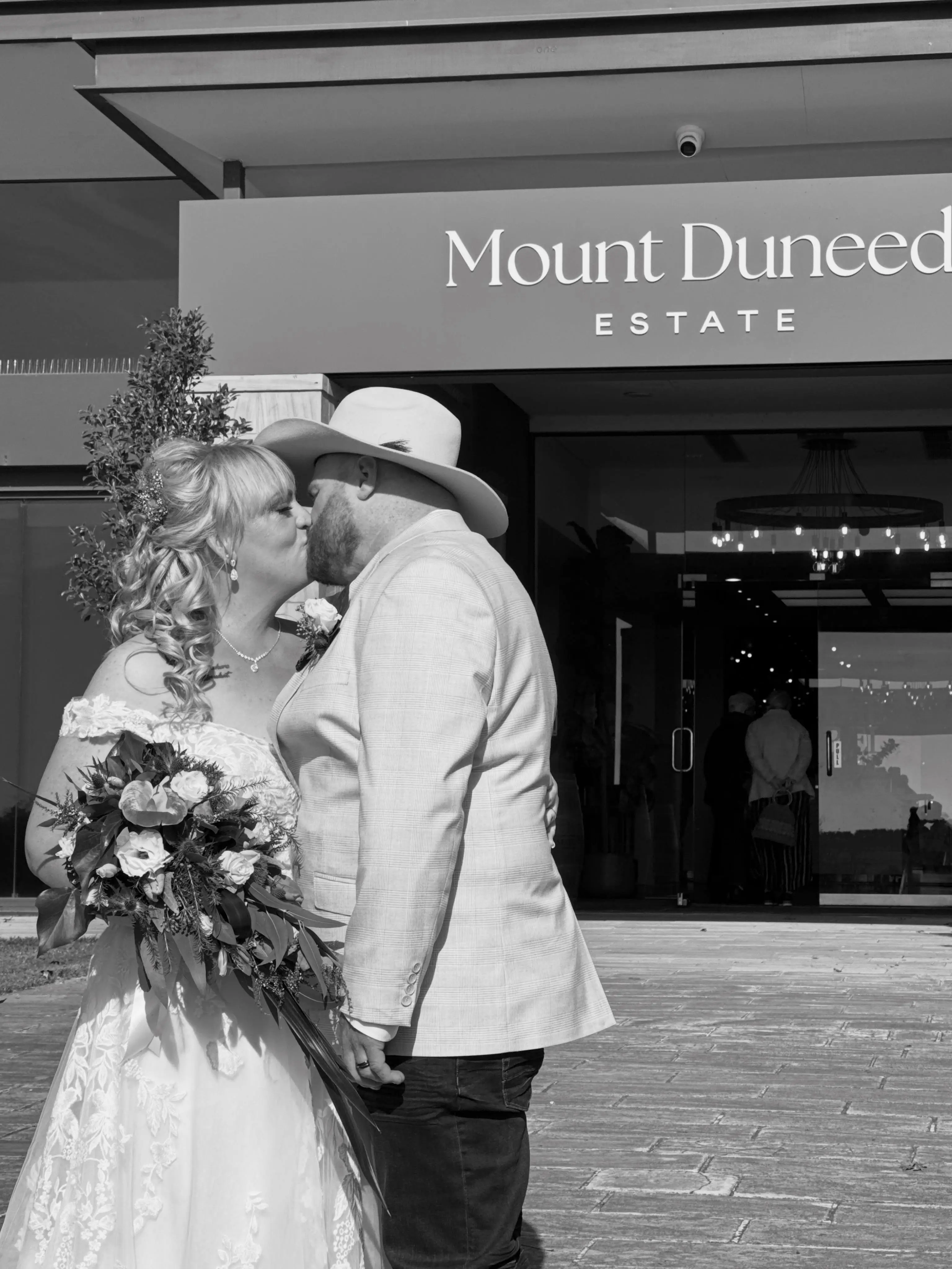 Geelong winery ceremony conducted by wedding celebrant Jo